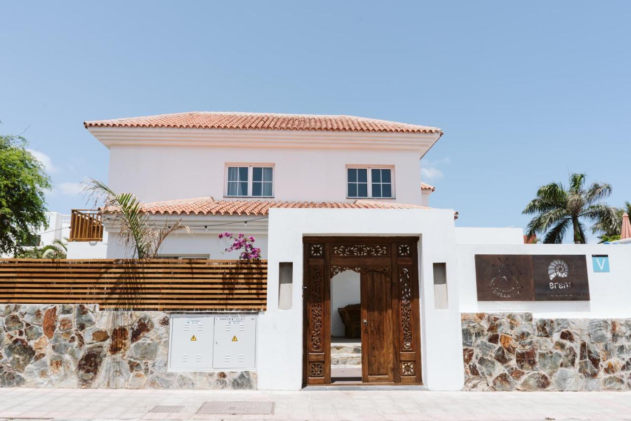 Dreamsea Surf House Fuerteventura Vandrerhjem Corralejo Eksteriør bilde